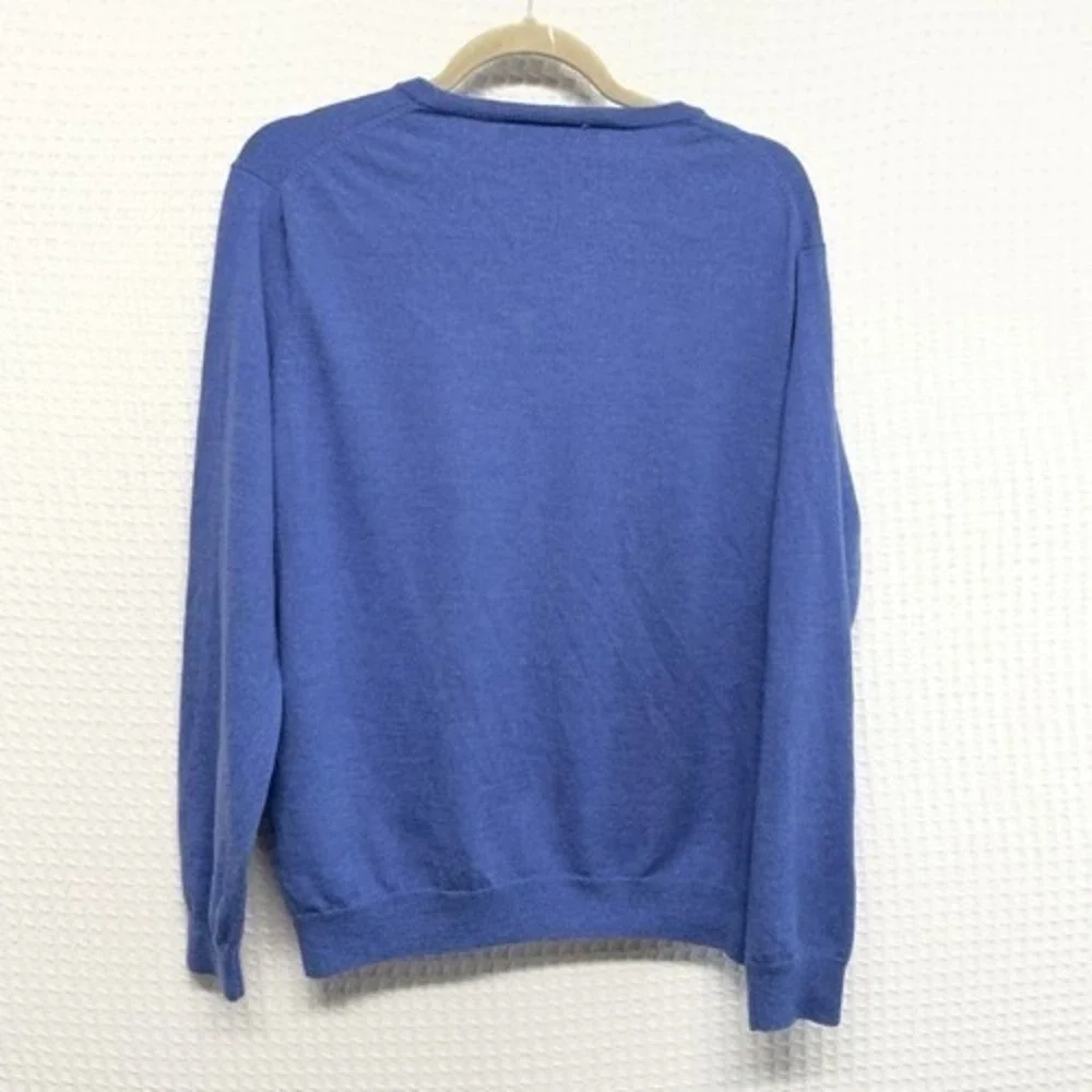 J. Crew Heather Blue Lightweight V-Neck Sweater Men L China‎ 100% Merino Wool